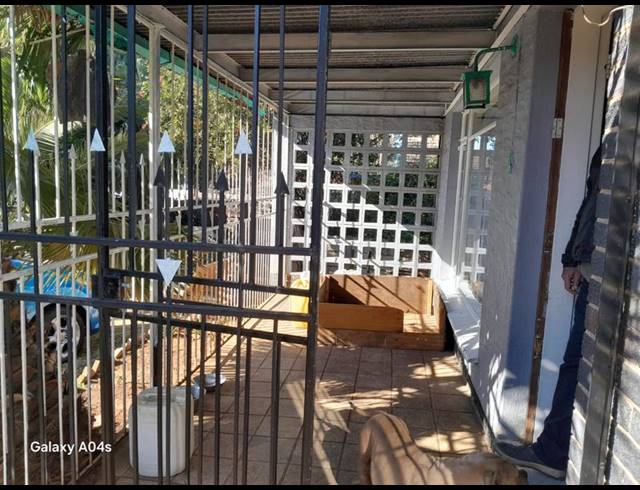 3 BEDROOM HOUSE FOR SALE IN WOODMERE